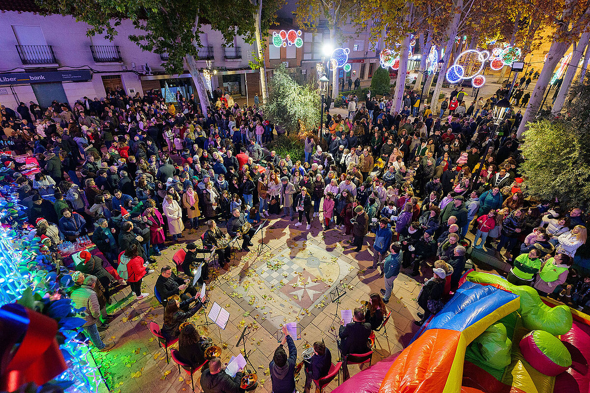 Argamasilla De Alba Da La Bienvenida A La Navidad Con El Encendido De